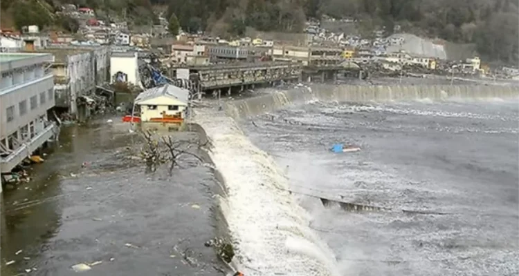 Gempa Rusia Picu Tsunami Gempa Rusia Picu Tsunami