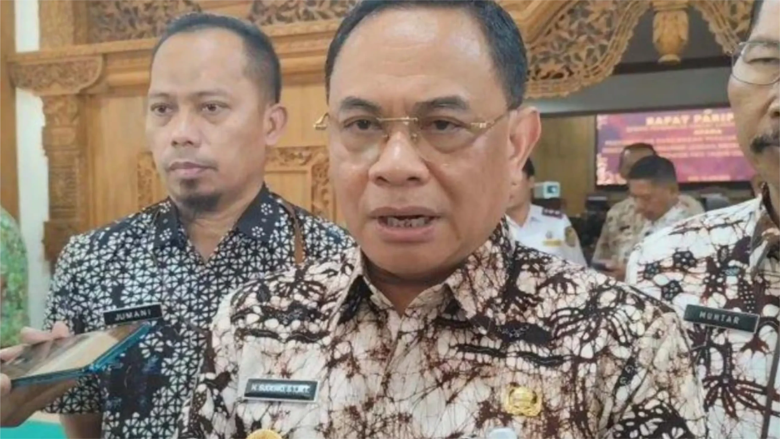 Bupati Pati Minta Maaf