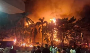 Demo Makassar Ricuh