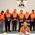 Ebenezer Dicopot Presiden
