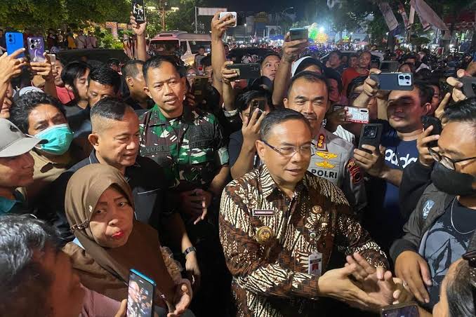 Bupati Pati Mundur ?