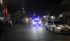 Mobil Patwal dalam Patroli 