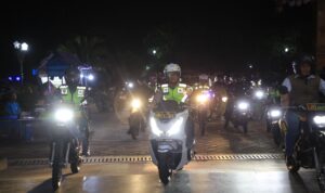 Kapolres Madiun Patroli menggunakan. Motor