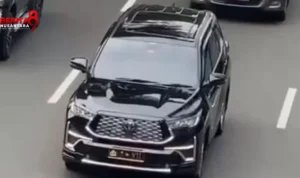 Mobil Dinas Kapolda Metro Jaya