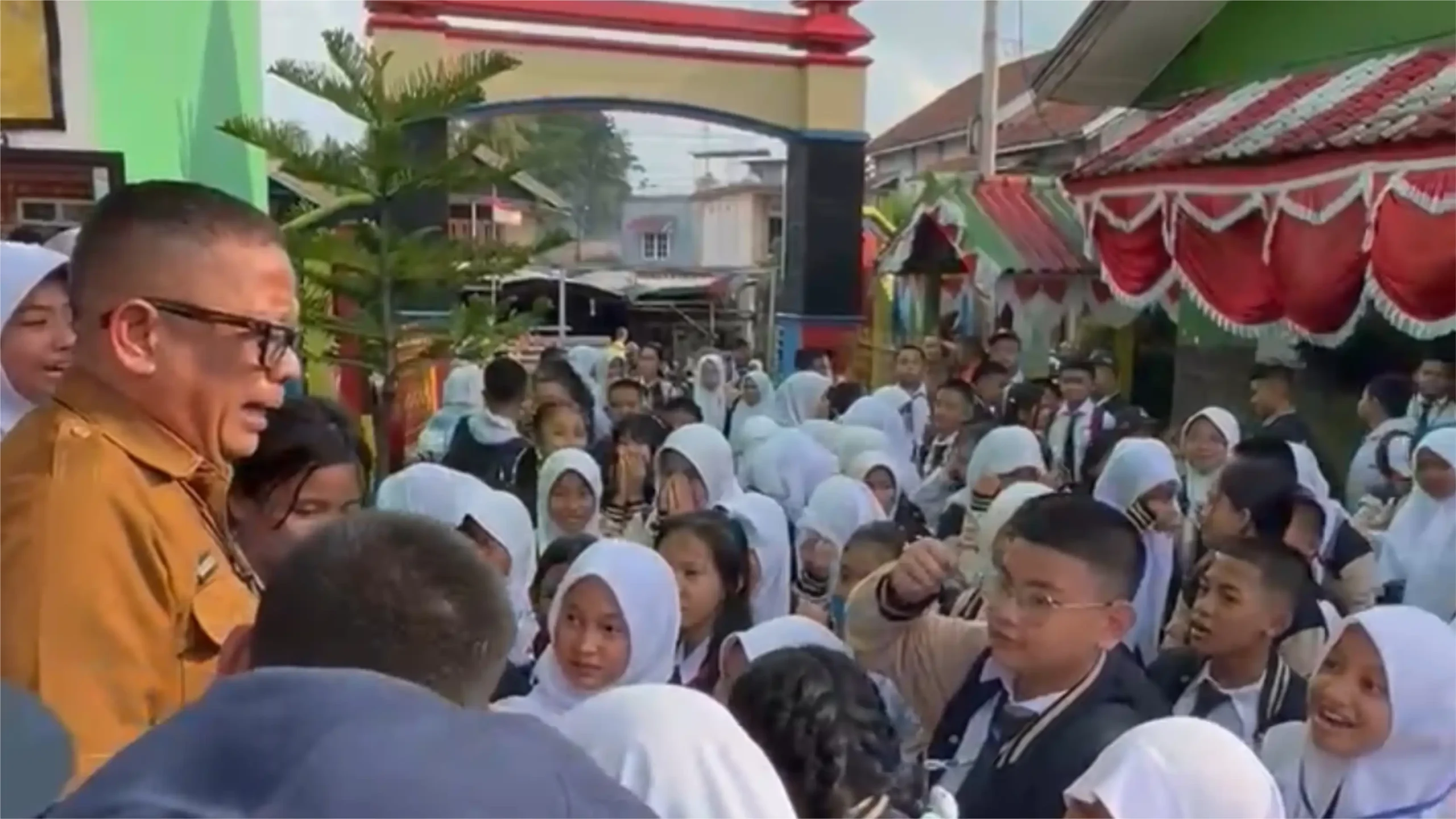 Walikota Prabumulih Batal Copot Kepsek