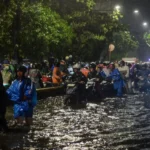 Jakarta Banjir Meluas Hingga 54 RT Jakarta Banjir Meluas Hingga 54 RT