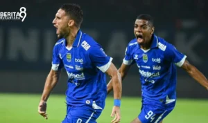 Persib Bandung vs Persis Solo Persib Bandung vs Persis Solo
