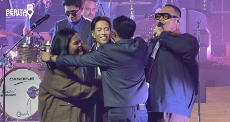 Vidi Aldiano Tampil Di laleilmanino & friends live in concert Vidi Aldiano Tampil Di laleilmanino & friends live in concert