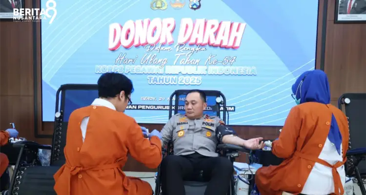 Donor Darah Polda Jatim sambut HUT Korpri