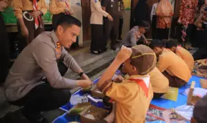 SPPG Polres Madiun menyajikan Nasi Pecel SPPG Polres Madiun menyajikan Nasi Pecel