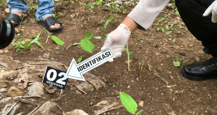 Penemuan Kerangka Manusia di Polres Ponorogo Penemuan Kerangka Manusia di Polres Ponorogo