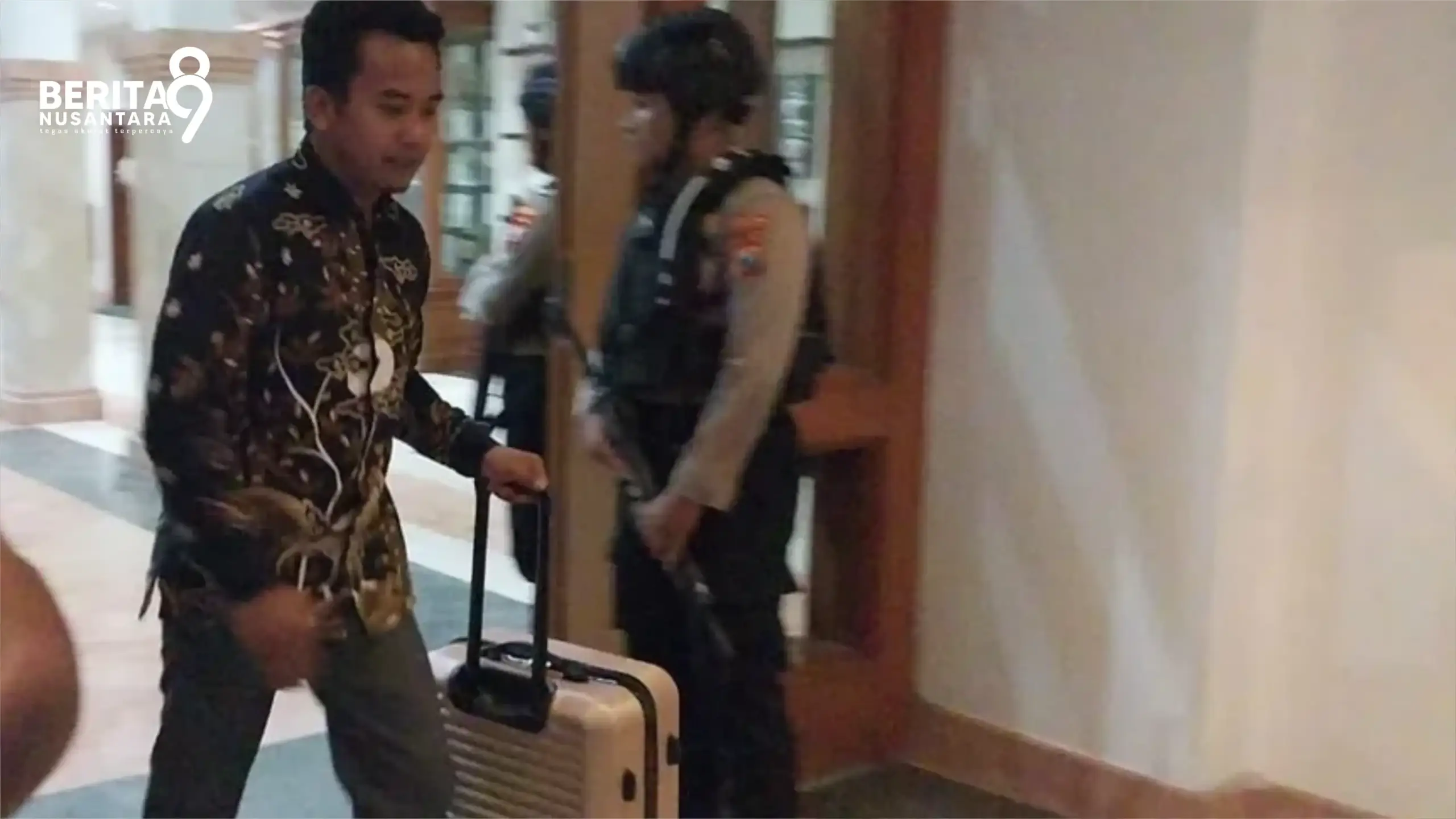 KPK amankan 3 Koper dalam Penggeledahan Kantor Bupati