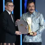 Menteri Agus Andrianto Menerima Detikcom Awards 2025