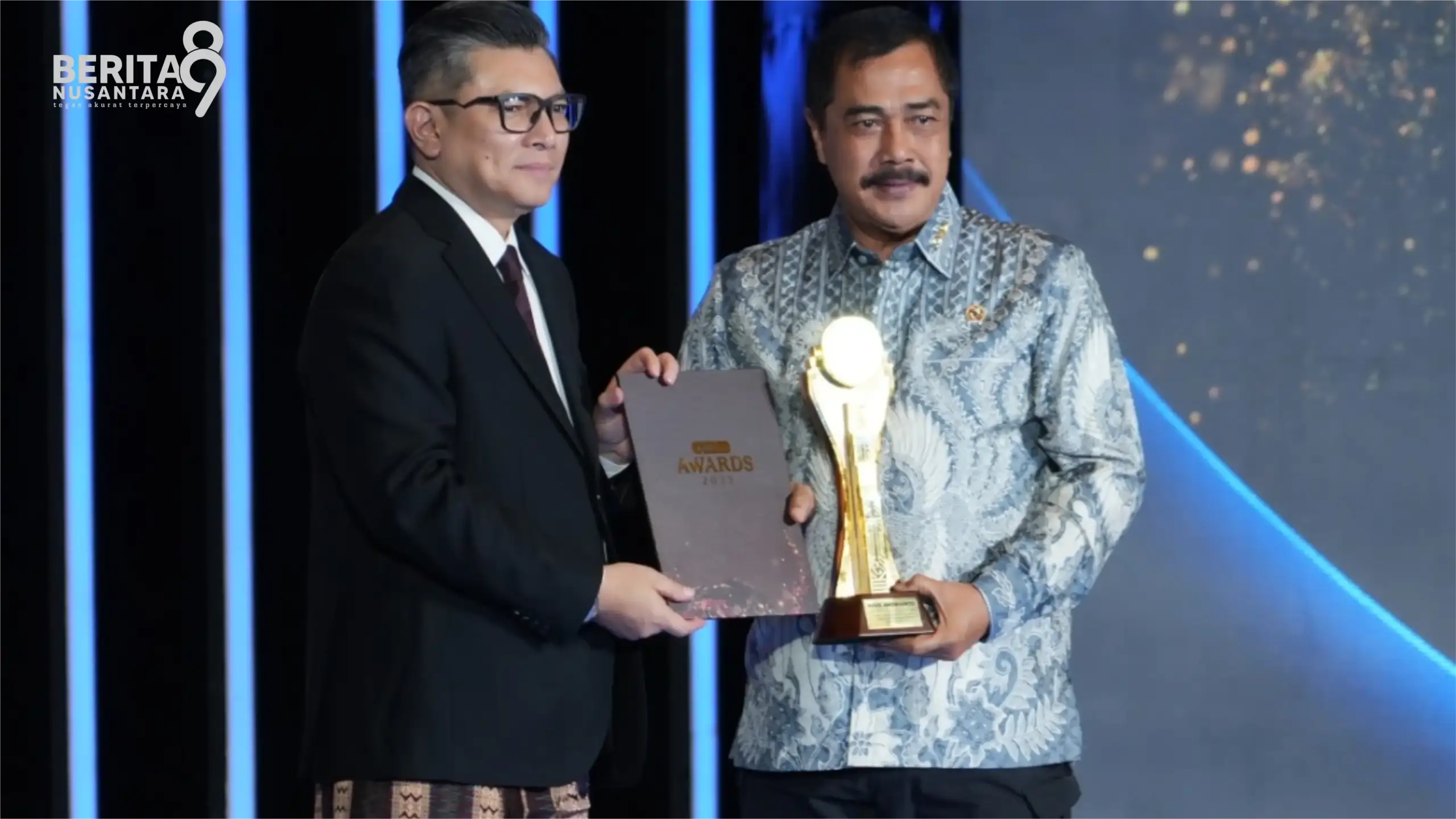 Menteri Agus Andrianto Menerima Detikcom Awards 2025