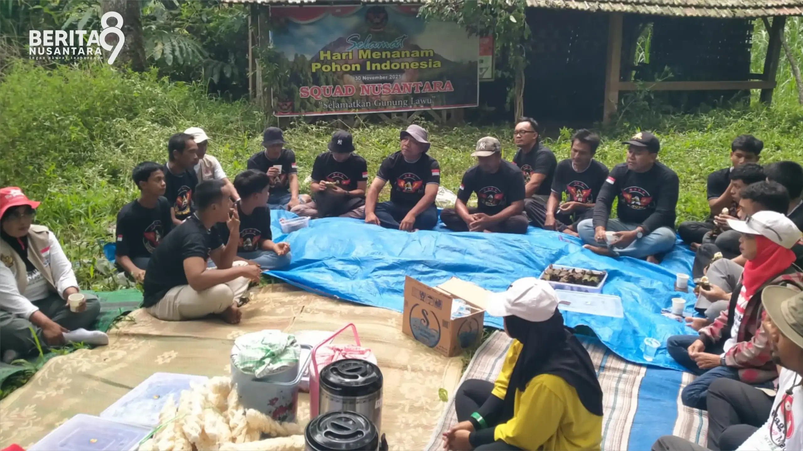 Squad Nusantara Magetan dan PWM Melakukan Kegiatan Menanam Pohon di Lereng Lawu