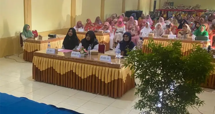 Lomba Da’ia PKK Desa Ngampel Madiun Lomba Da’ia PKK Desa Ngampel Madiun