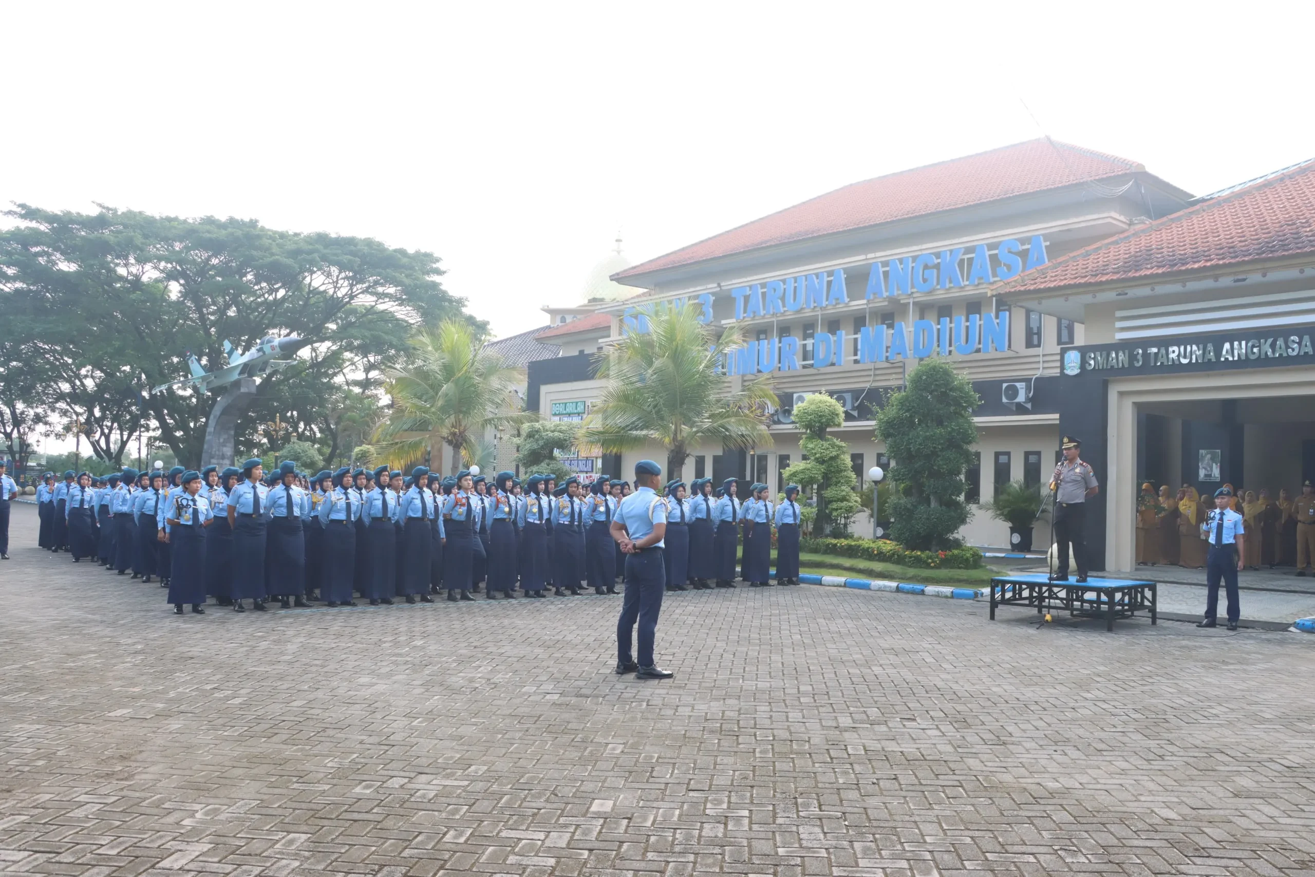 Wakapolres Madiun Saat memberikan Pengarahan