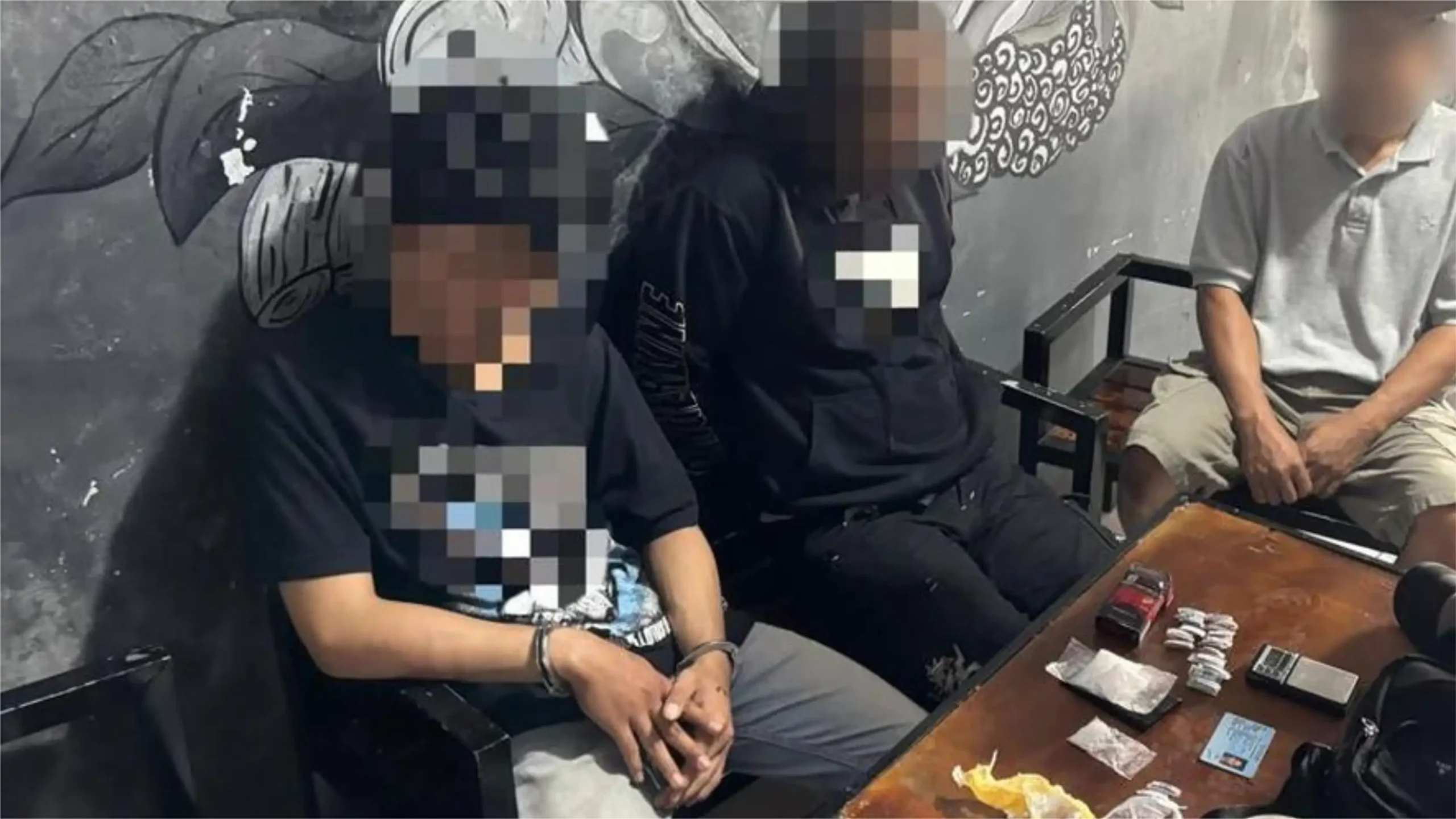 Bos Kafe di Nganjuk ditangkap edarkan sabu