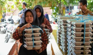 Distribusi MBG Saat Libur Lebaran Distribusi MBG Saat Libur Lebaran
