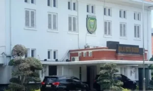 Penggeledahan KPK di Balai Kota Madiun Penggeledahan KPK di Balai Kota Madiun
