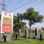 PSHT Zona 2 Sidoarjo Kerja Bakti di Mako Brimob