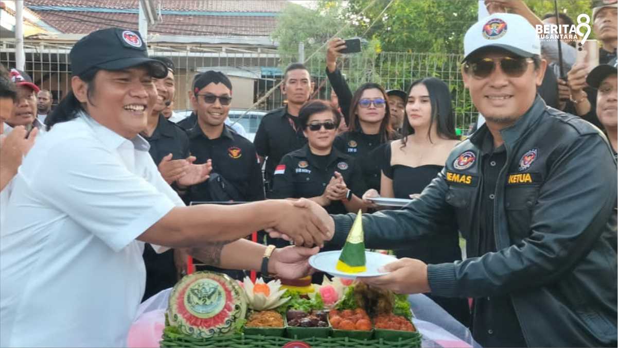 Ketua Umum dan Ketua DPW Jatim di HUT ke 2