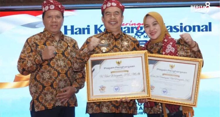 Bupati Madiun terima Penghargaan Harganas 2026