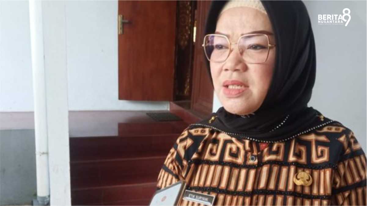 Profil Bupati Sukoharjo Etik Suryani
