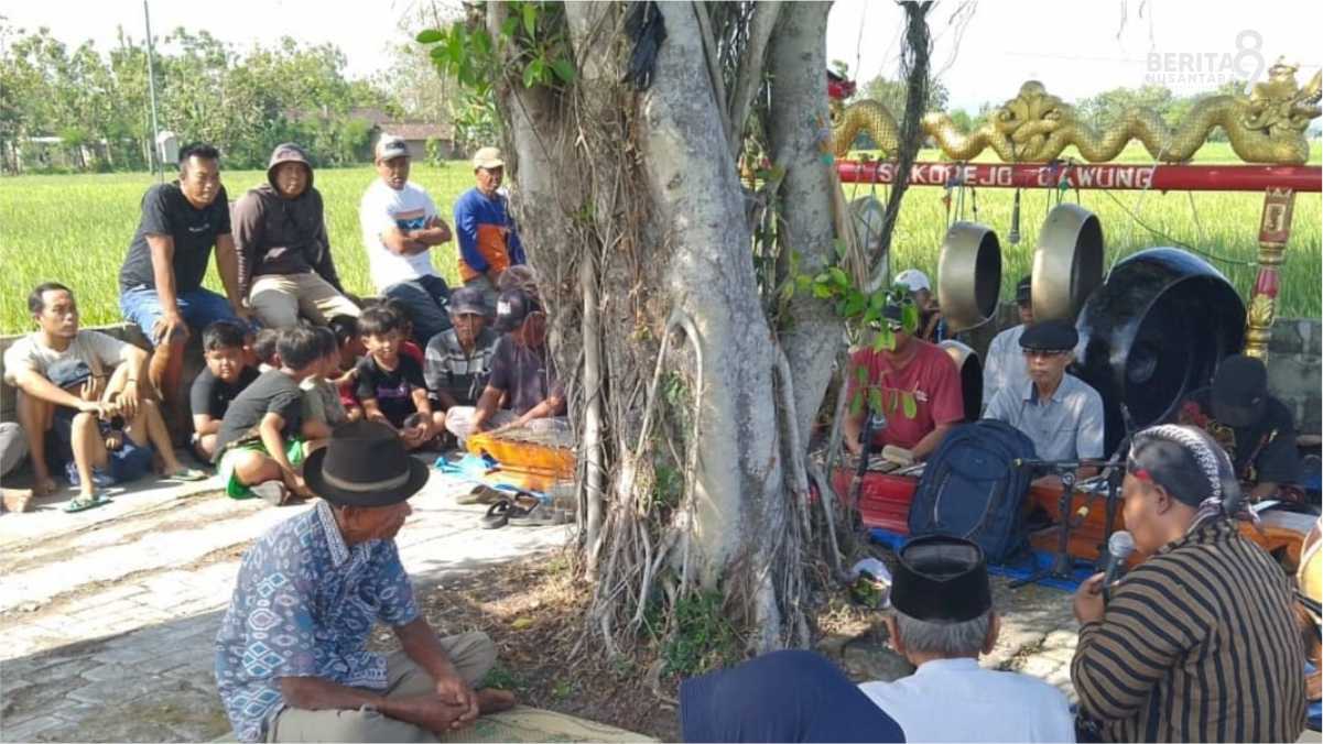 Tradisi Bersih Dusun Ringin Putih