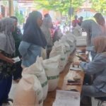 Bantuan Beras Untuk 578 Warga Desa Kedondong