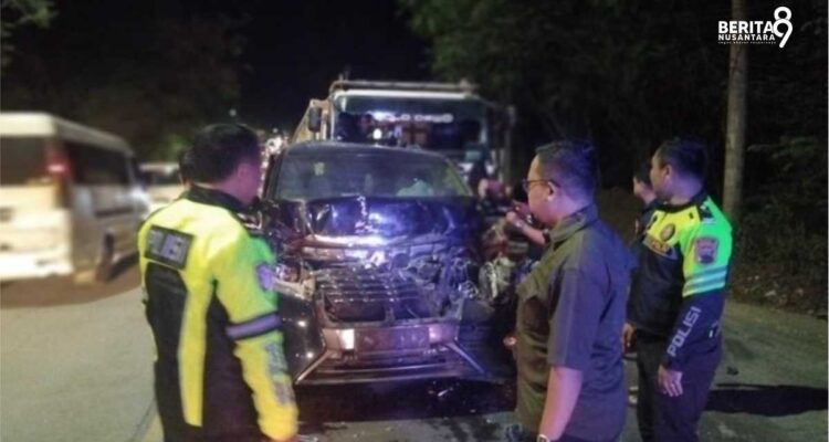 Kondisi Mobil Kiai Anwar Zahid pasca Kecelakaan