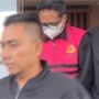 Petugas memindahkan Tersangka Korupsi Tunjangan DPRD Ponorogo ke Rutan
