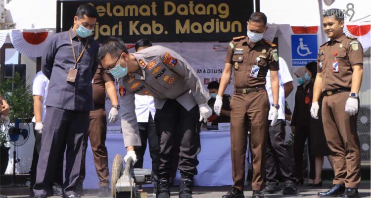 kapolres Madiun Hadiri Pemusnahan barang Bukti
