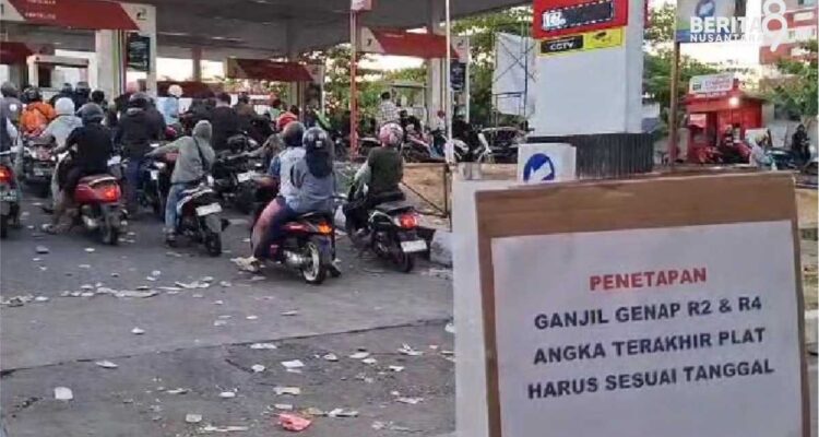 BBM Langka di Makassar, Gubernur Terapkan Ganjil Genap BBM Langka di Makassar, Gubernur Terapkan Ganjil Genap