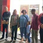 Pendamping Hukum dan Keluarga Korban setelah Polres Madiun Amankan Buron Pelaku kekerasan